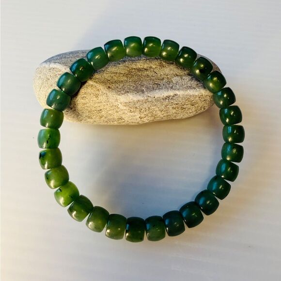 Natural Green Jade 7mm Beaded Stretch Bracelet | Minimalist Stone Jewelry new - Picture 2 of 5